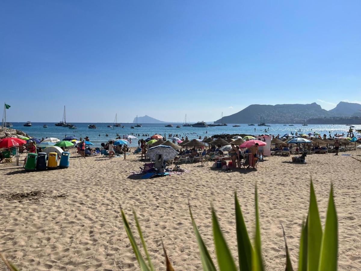 Apartament Calpe Playa Reformado Amplio 50M De La Arena Wifi Zewnętrze zdjęcie
